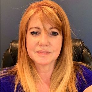 Meet your Posher, Nadine